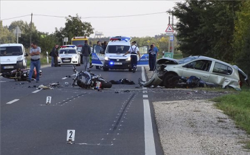 Öt súlyos sérültje van egy Békés megyei balesetnek